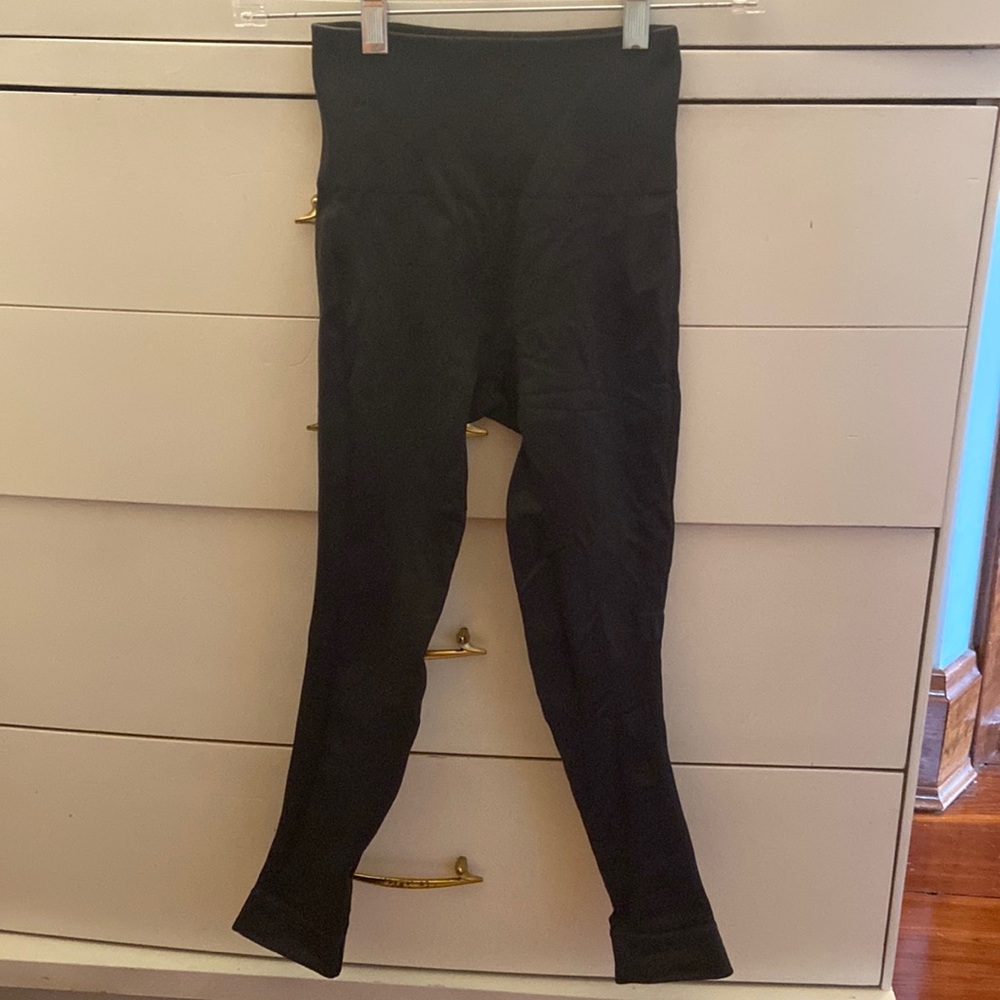 Lululemon compression style leggings